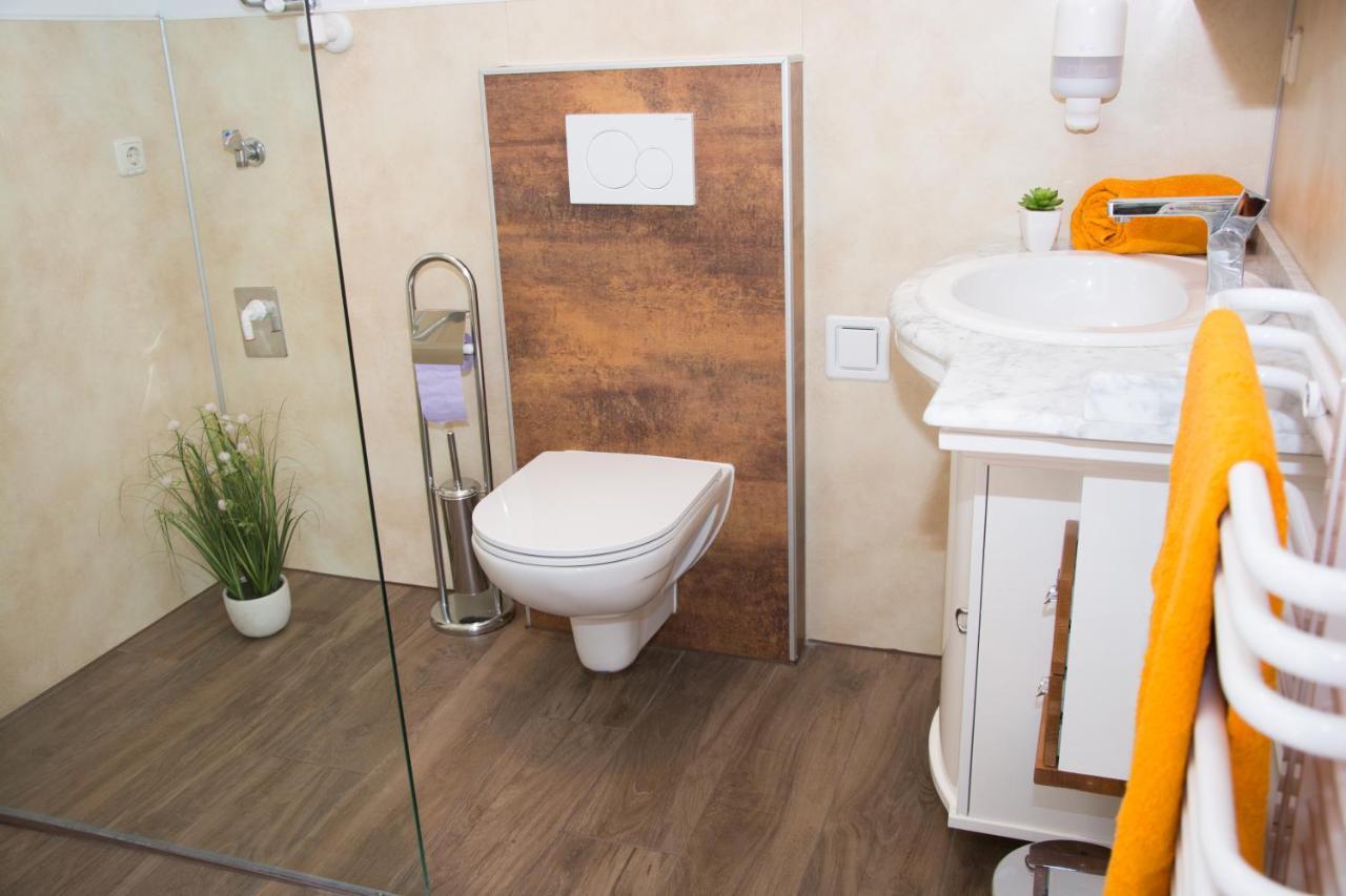 Helis Gaestezimmer Kirchbach in Steiermark Ngoại thất bức ảnh