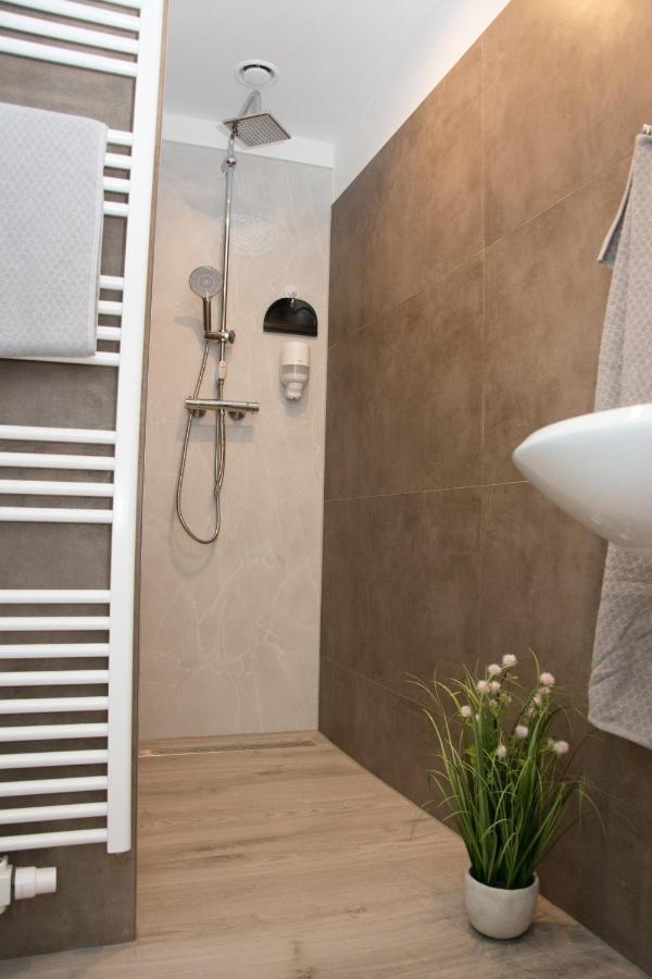 Helis Gaestezimmer Kirchbach in Steiermark Ngoại thất bức ảnh